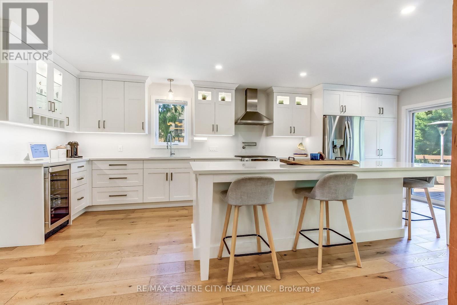 37450 Lake Line, Southwold, Ontario  N5L 1J1 - Photo 8 - X14110504