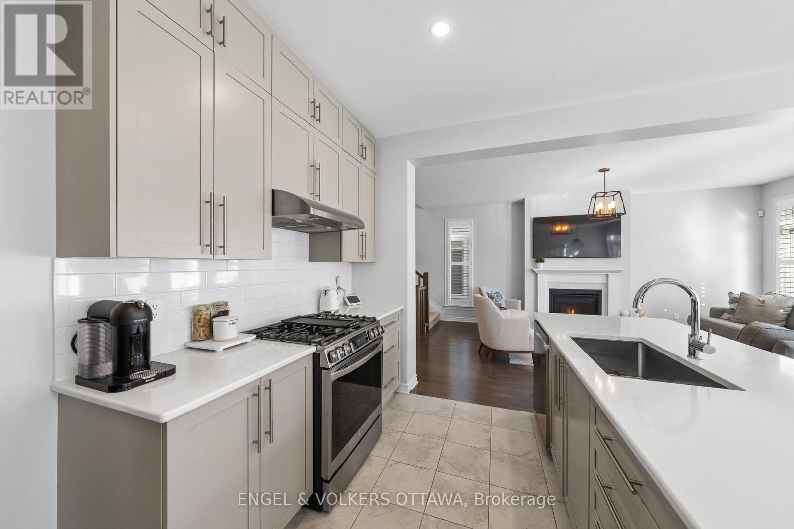 633 Moonflower Crescent, Ottawa, Ontario  K1T 0X8 - Photo 10 - X14110522