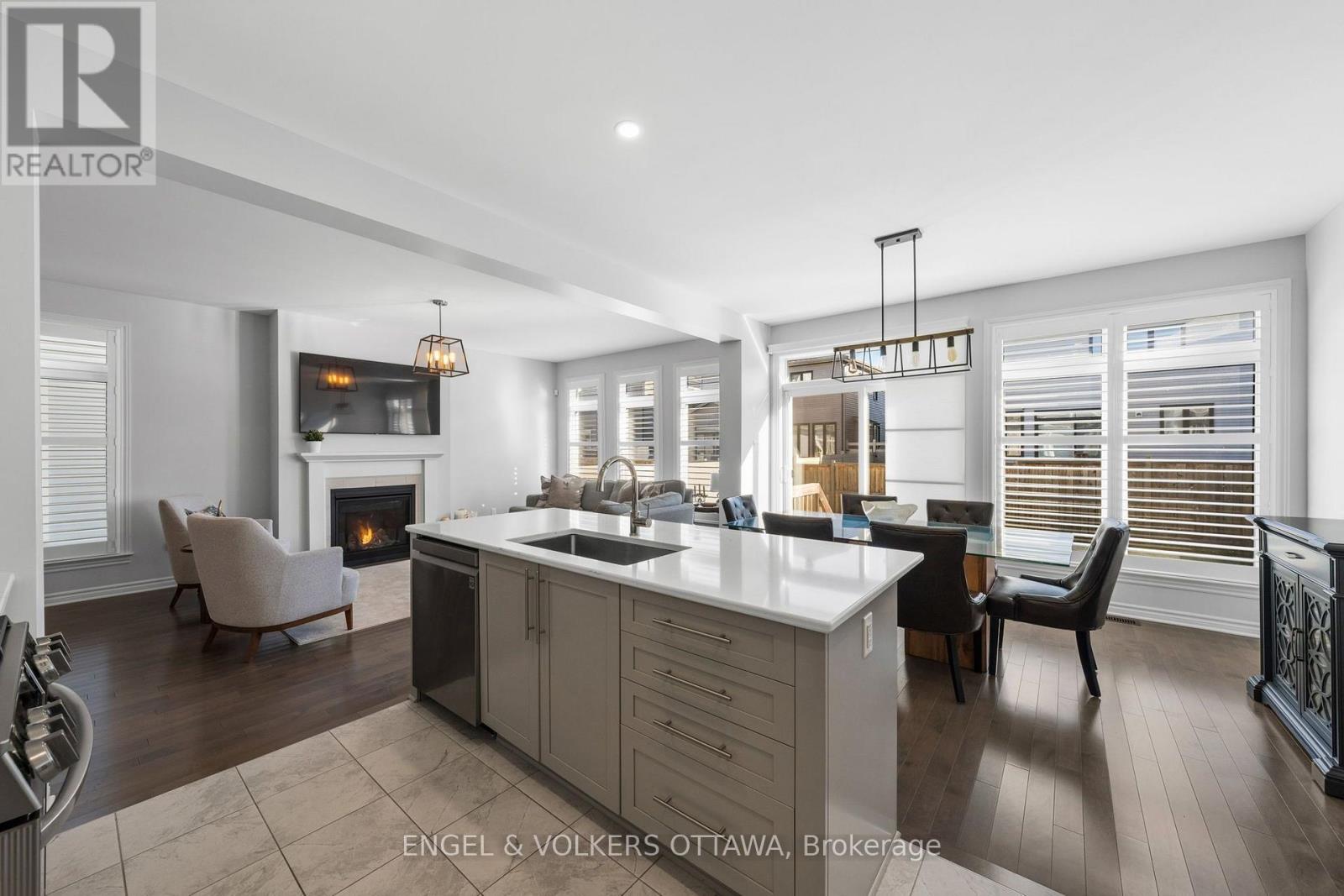 633 Moonflower Crescent, Ottawa, Ontario  K1T 0X8 - Photo 11 - X14110522