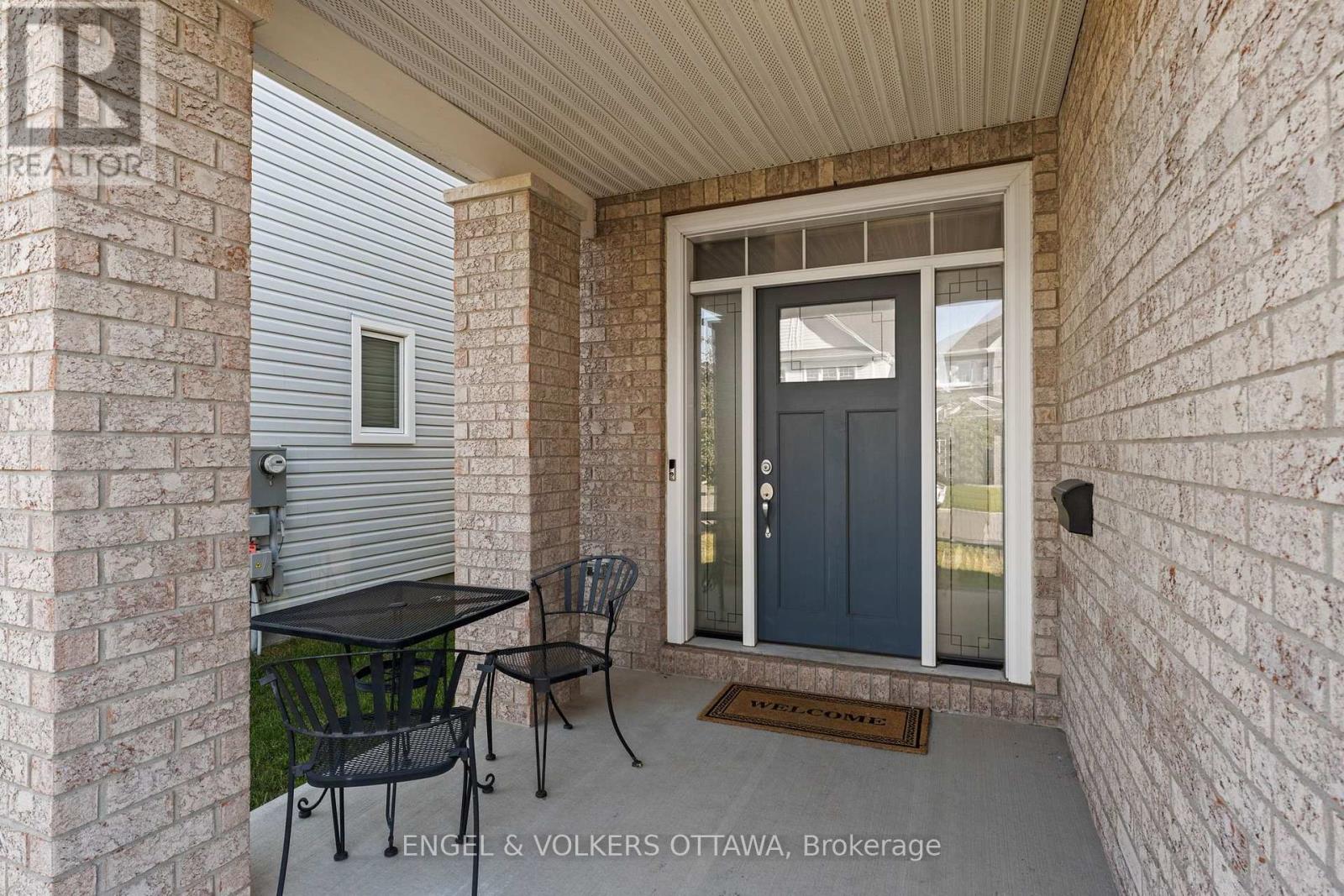 633 Moonflower Crescent, Ottawa, Ontario  K1T 0X8 - Photo 2 - X14110522