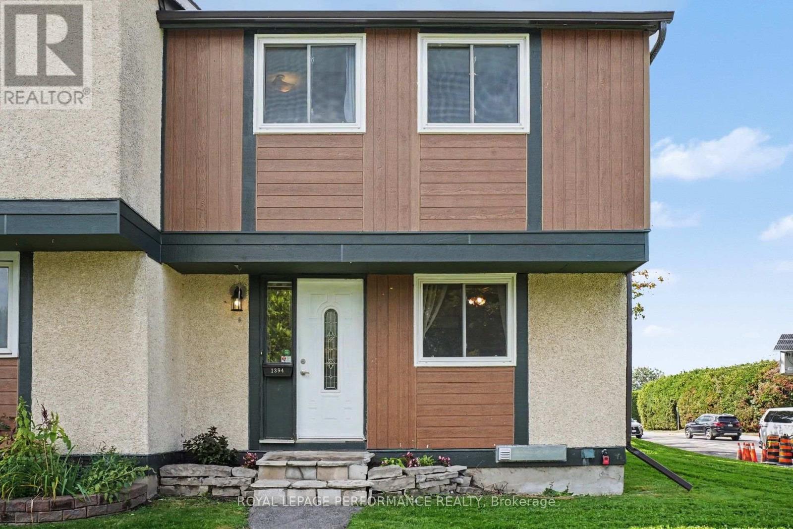1394 RIDGEBROOK DRIVE, Ottawa, Ontario