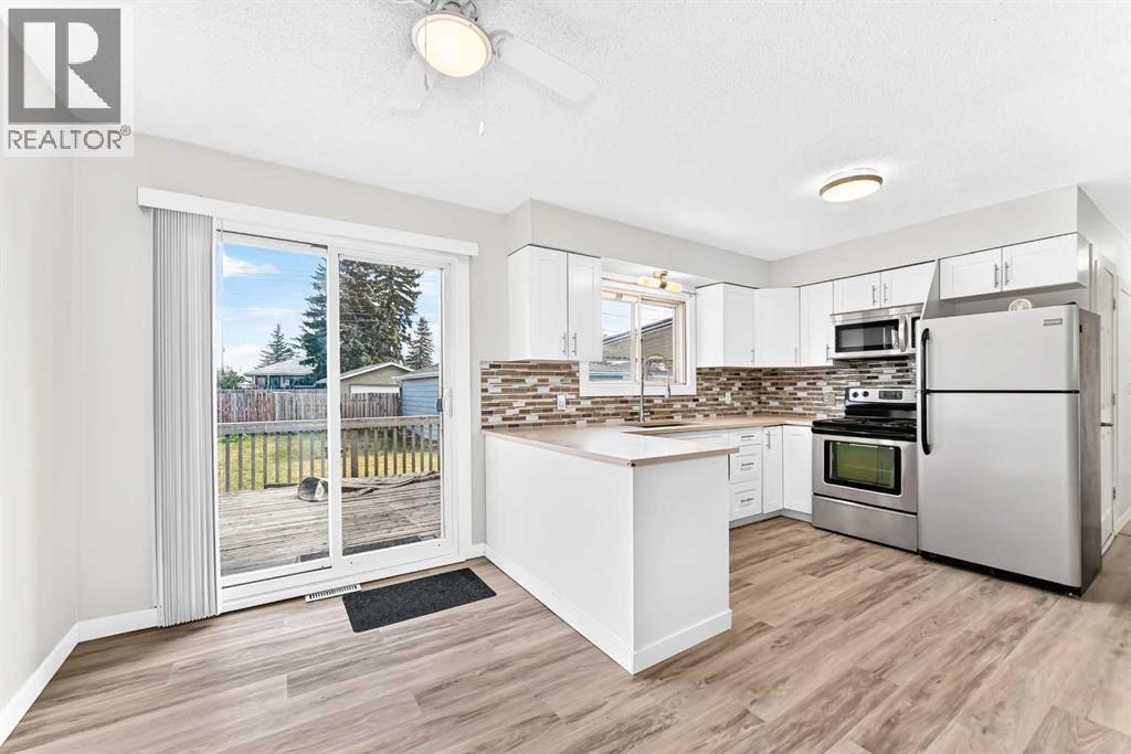 2016 46 Street SE