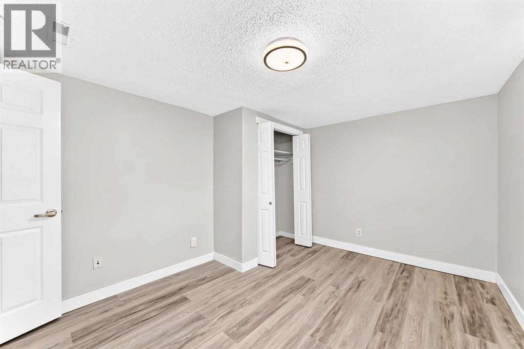 2016 46 Street SE