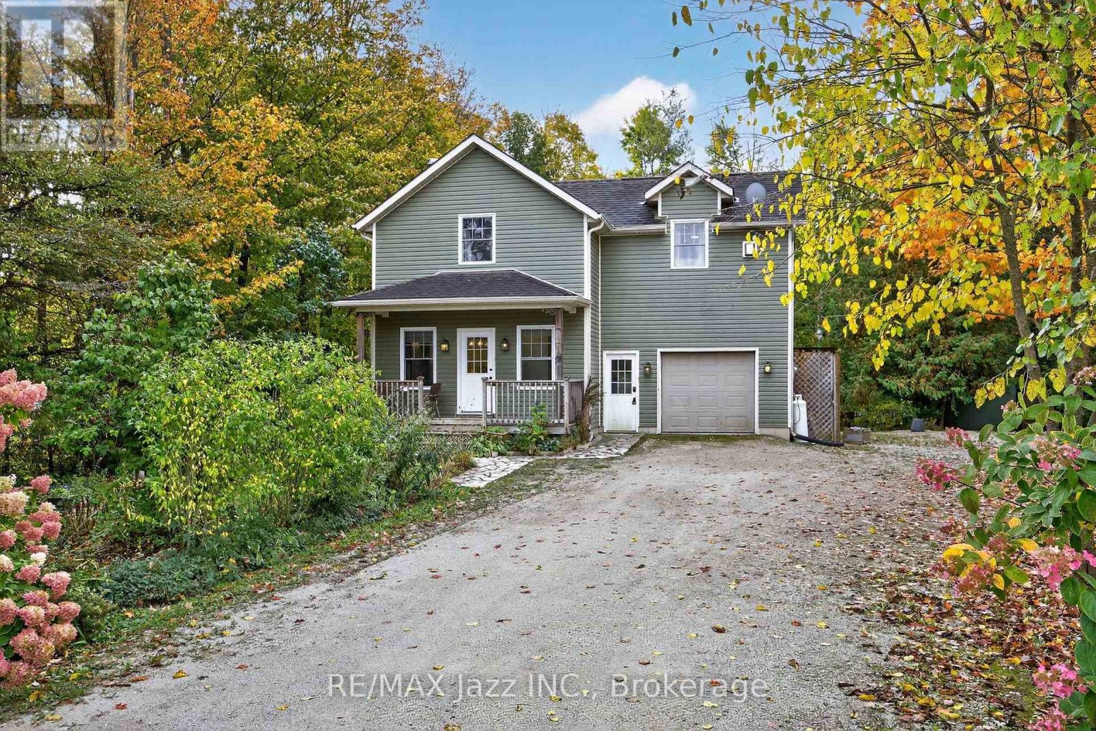 170 Raglan Street, Grey Highlands, Ontario  N0C 1E0 - Photo 2 - X14110446