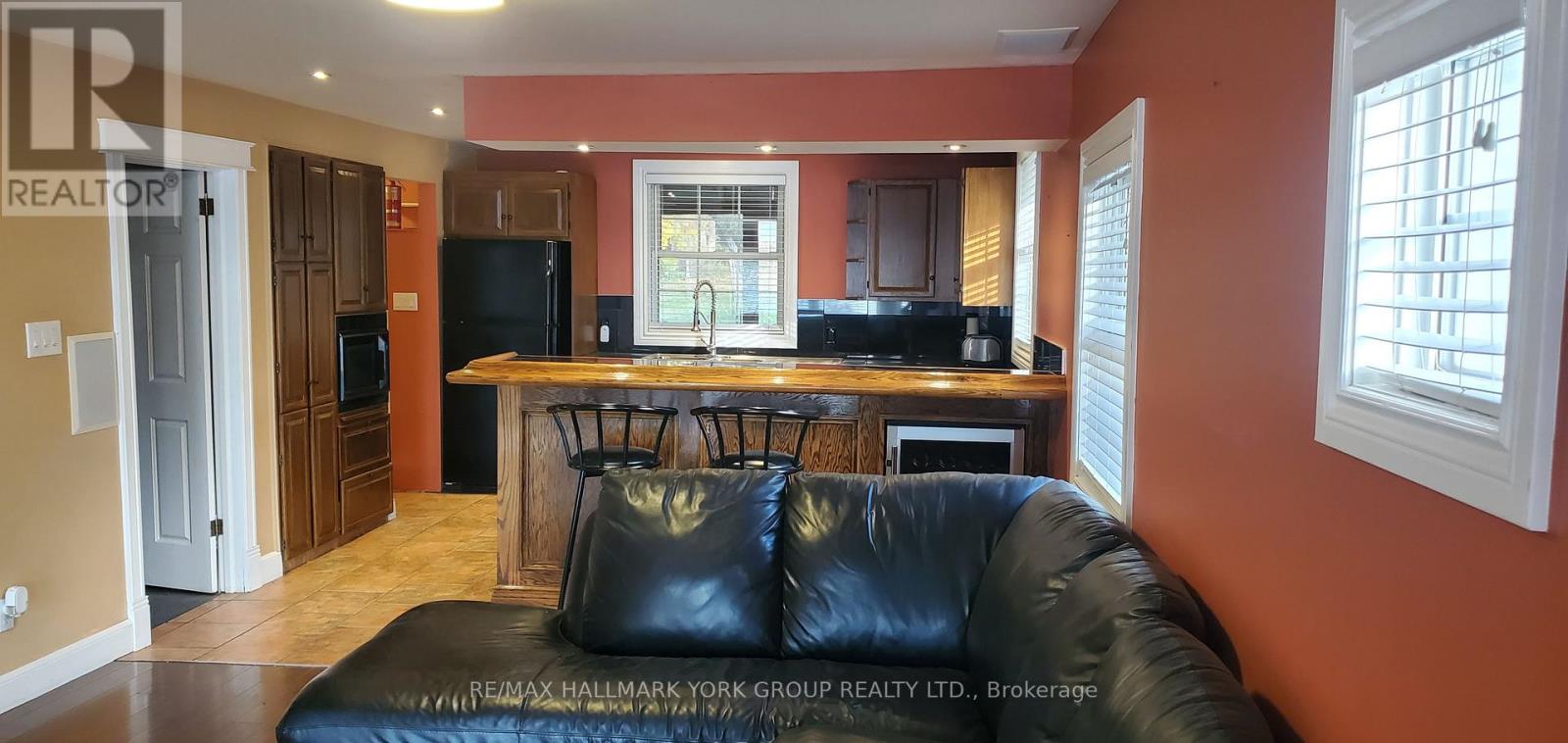255 Lake Drive N, Georgina, Ontario  L4P 3C8 - Photo 7 - N14107458