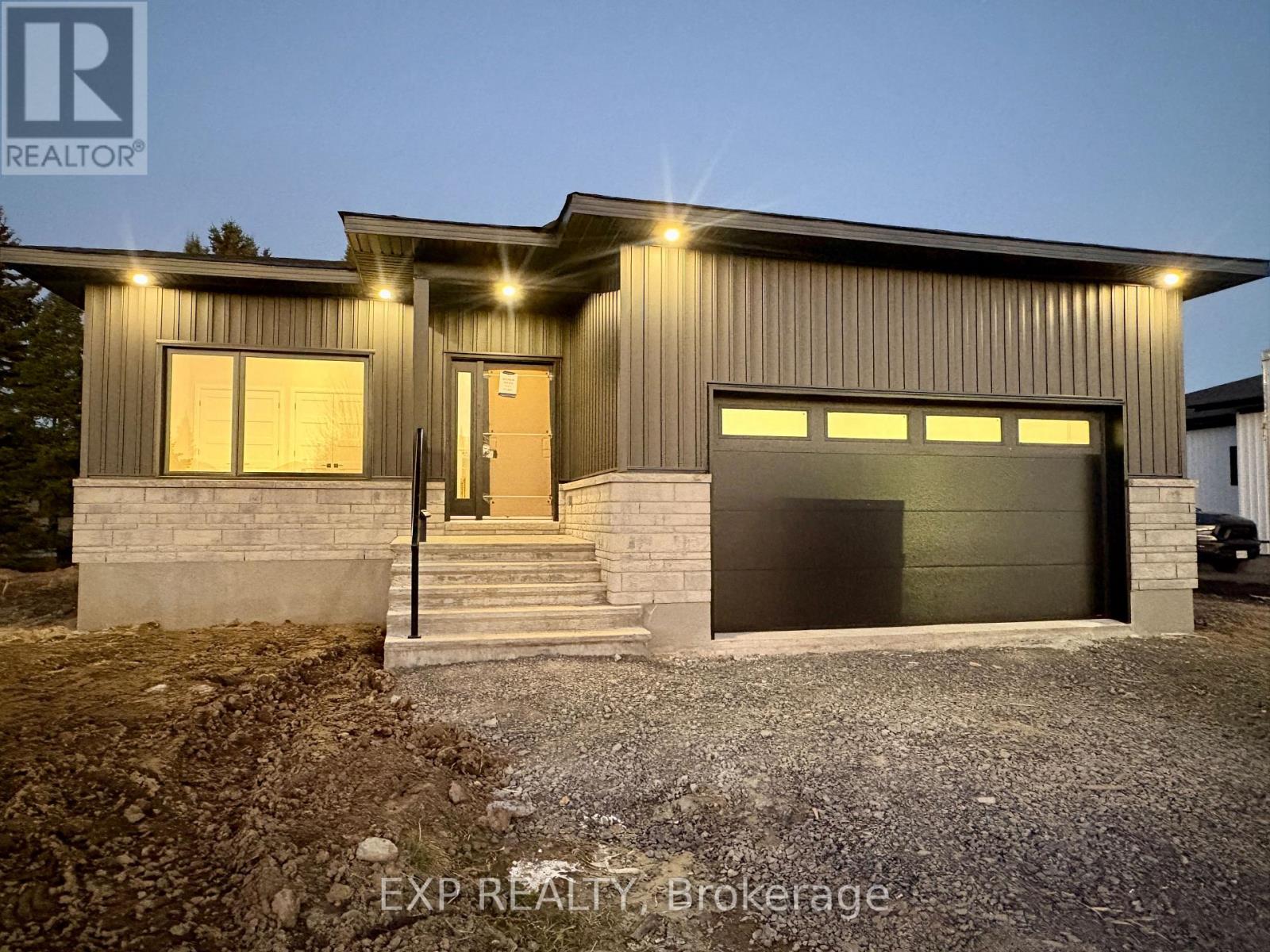 217 Danika Street, Clarence-Rockland, Ontario  K0A 2A0 - Photo 2 - X13697312