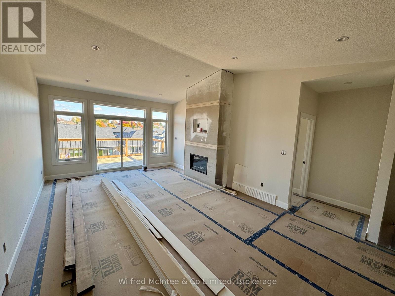 134 Devinwood Avenue, Brockton, Ontario  N0G 2V0 - Photo 3 - X14110540
