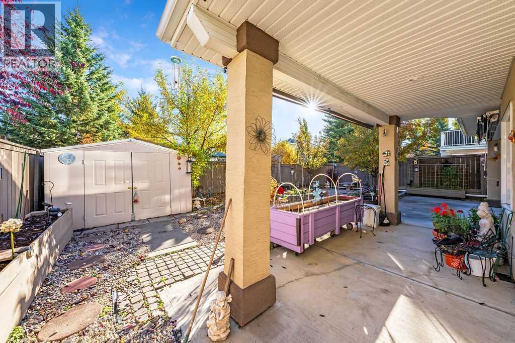 7 Springbank View SW, Calgary, Alberta  T3H 4J5 - Photo 35 - A2353152