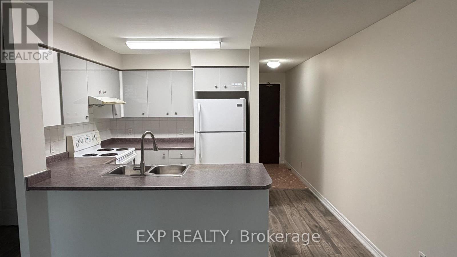 716 - 18 Parkview Avenue, Toronto (Willowdale East), Ontario  M2N 7H7 - Photo 17 - C14110496