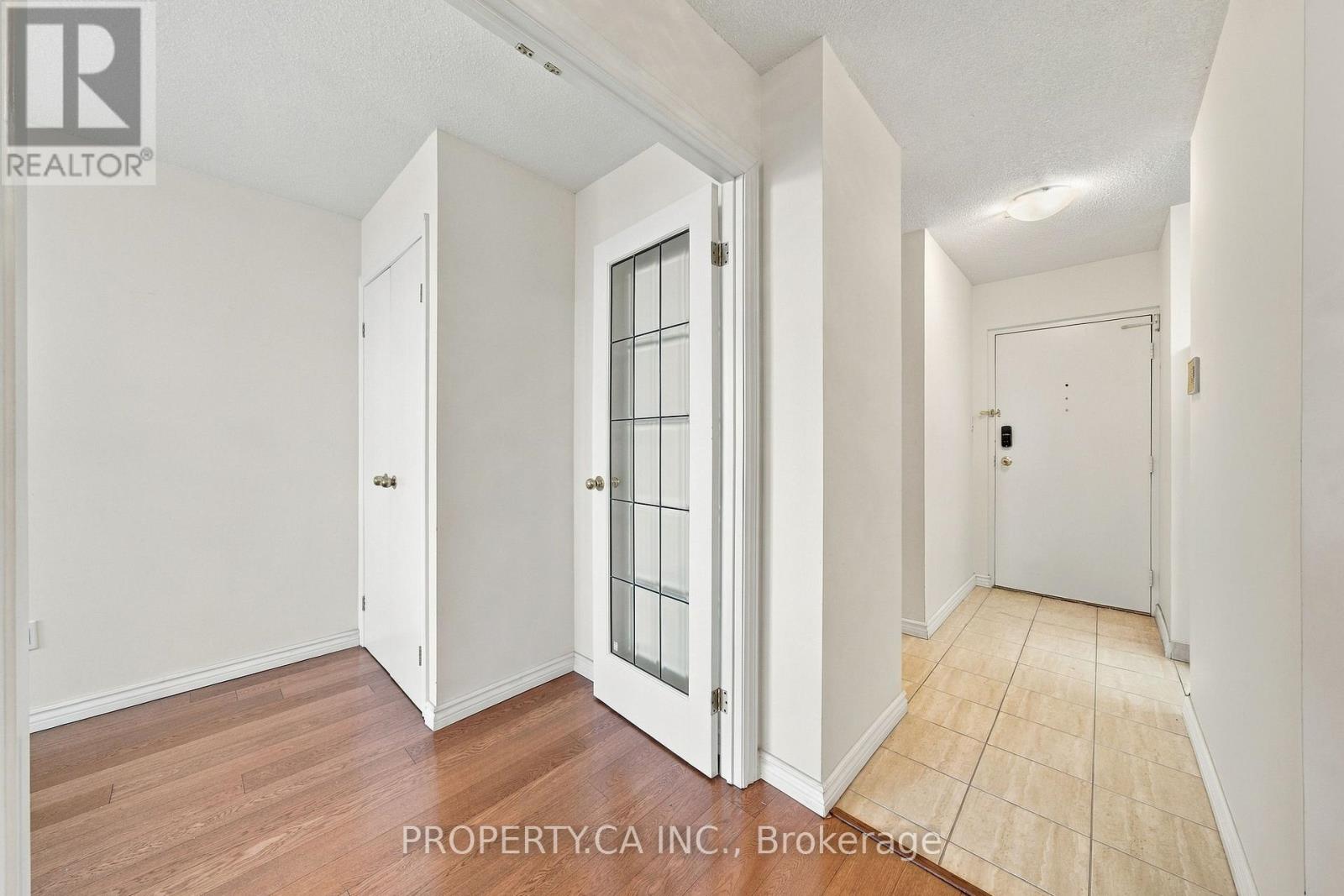 408 - 2500 Bridletowne Circle, Toronto (L'amoreaux), Ontario  M1W 2V6 - Photo 7 - E14110528