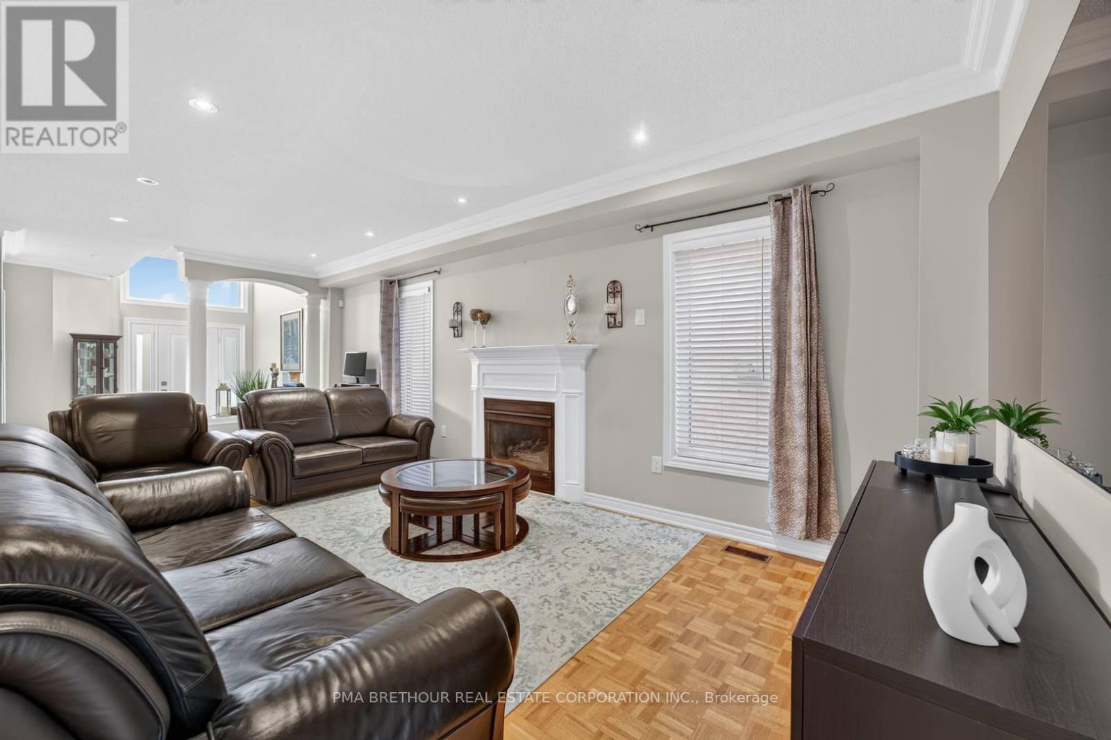 70 Castillian Drive, Vaughan (Sonoma Heights), Ontario  L4H 1S8 - Photo 6 - N14110512