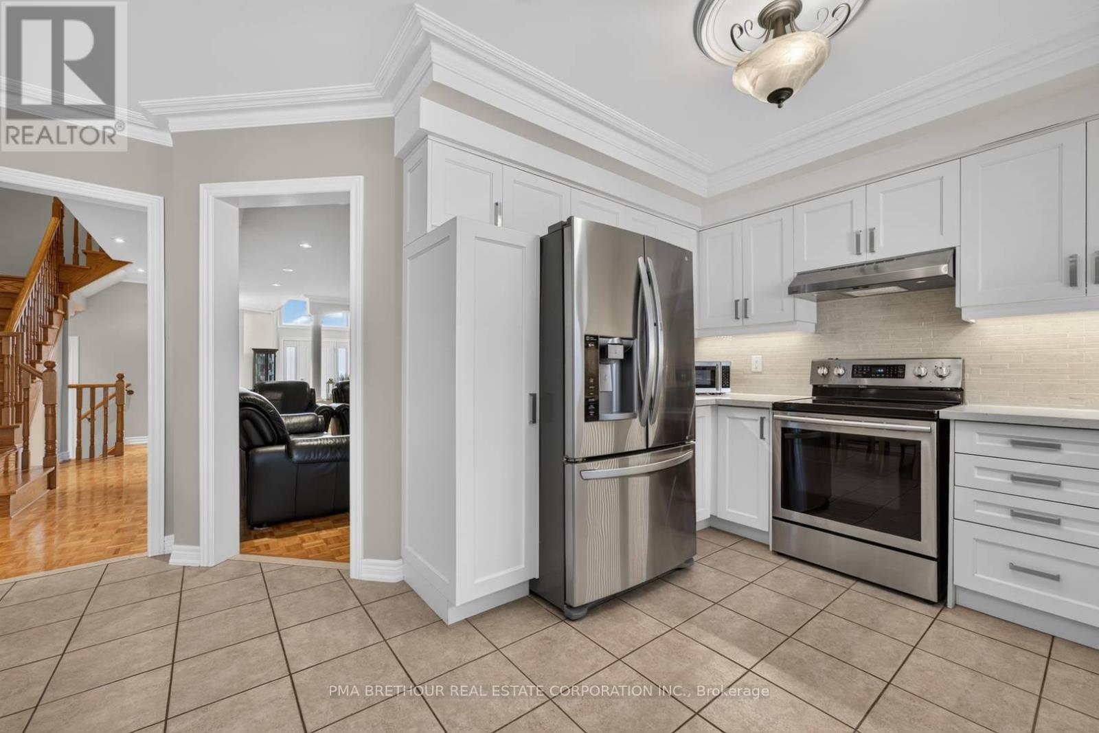 70 Castillian Drive, Vaughan (Sonoma Heights), Ontario  L4H 1S8 - Photo 7 - N14110512