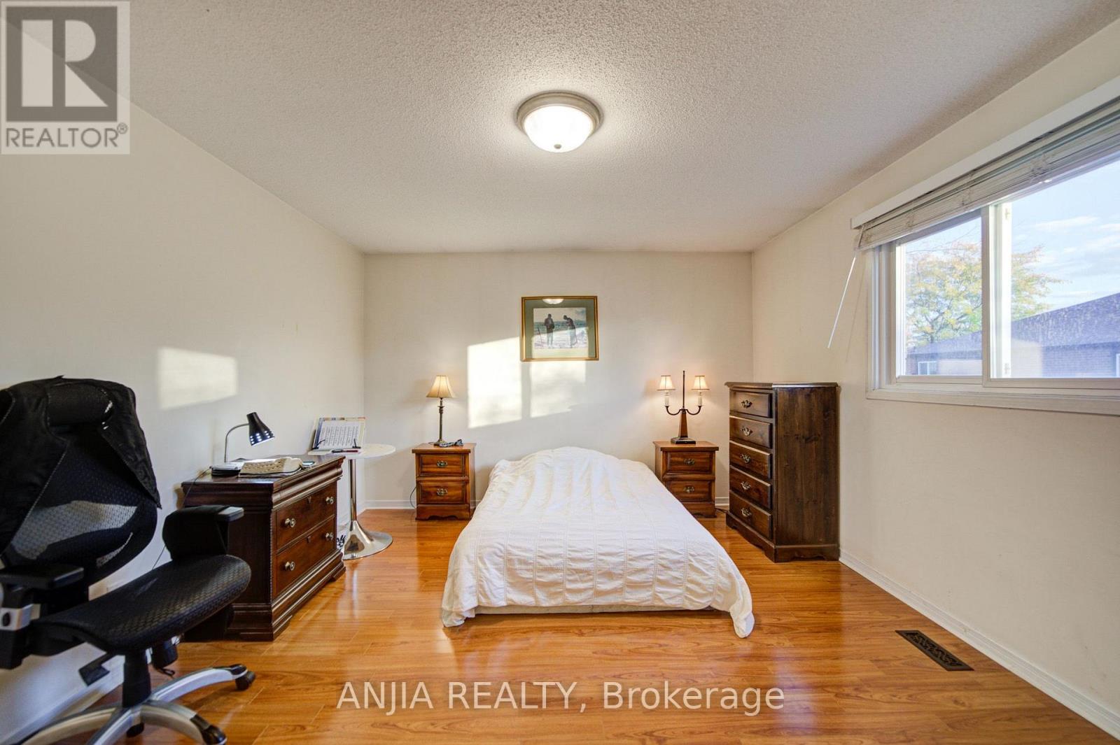 8 Millcroft Way, Vaughan, Ontario  L4J 6P2 - Photo 32 - N14110538