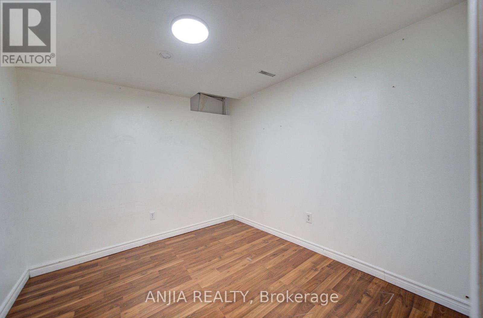 8 Millcroft Way, Vaughan, Ontario  L4J 6P2 - Photo 42 - N14110538