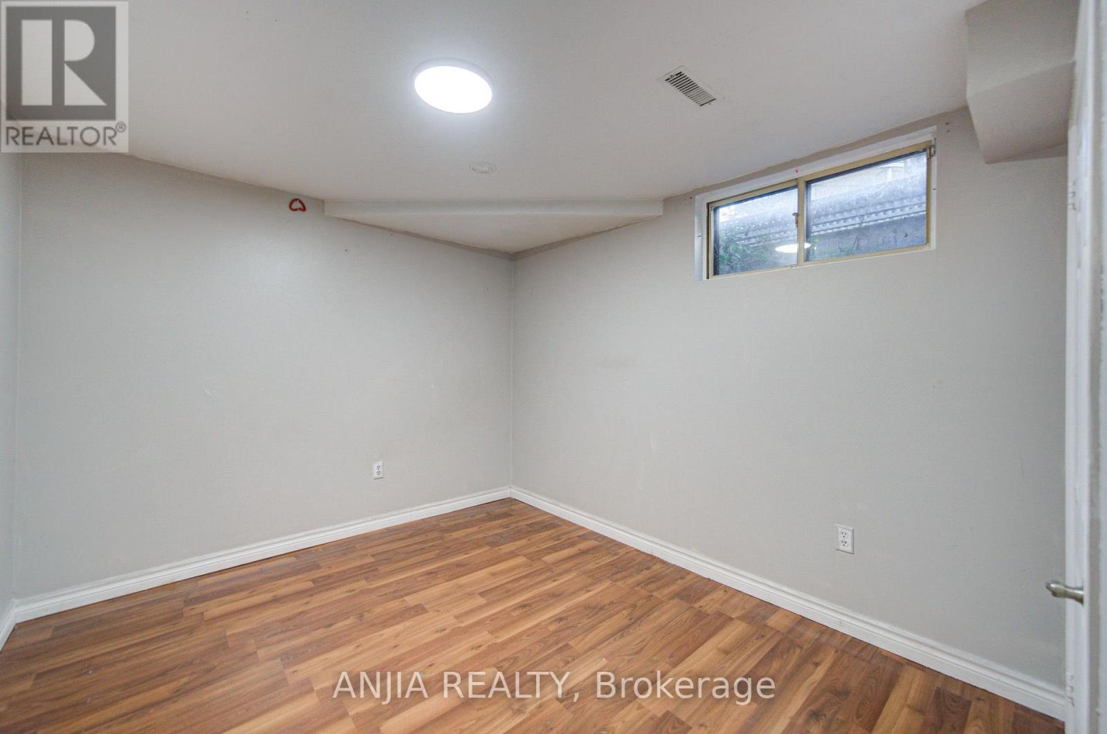 8 Millcroft Way, Vaughan, Ontario  L4J 6P2 - Photo 46 - N14110538