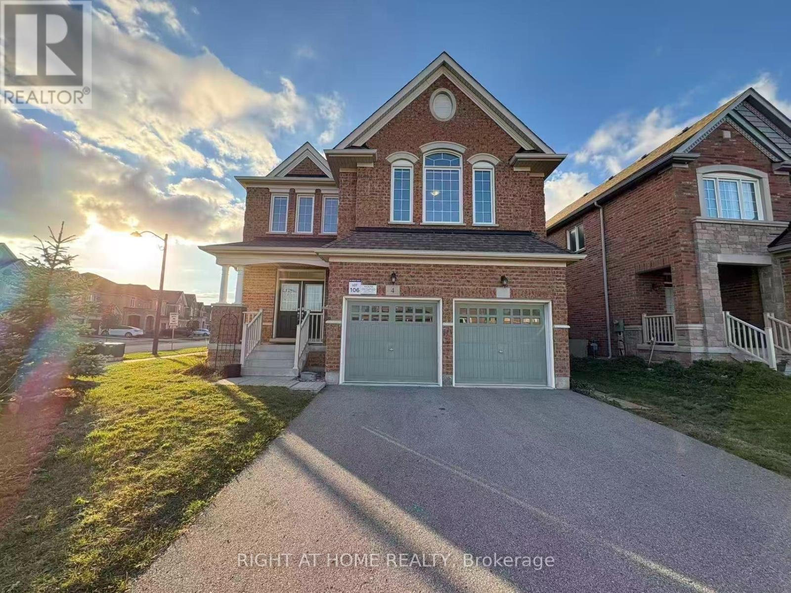 4 Empire Drive, Bradford West Gwillimbury (Bradford), Ontario  L3Z 4J1 - Photo 1 - N14110576