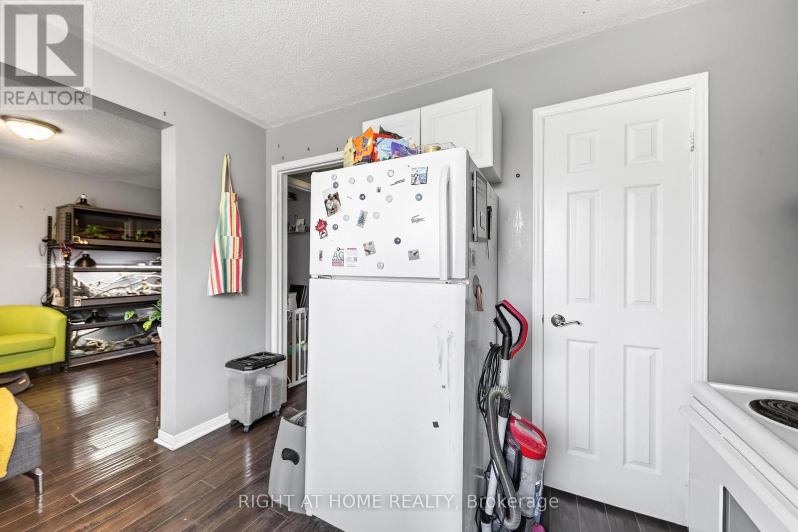 80 Garden Drive, Barrie (Allandale Heights), Ontario  L4N 5K2 - Photo 14 - S14110486