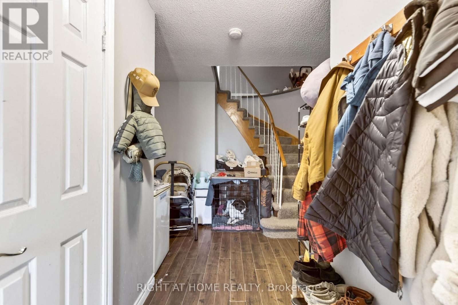 80 Garden Drive, Barrie (Allandale Heights), Ontario  L4N 5K2 - Photo 7 - S14110486