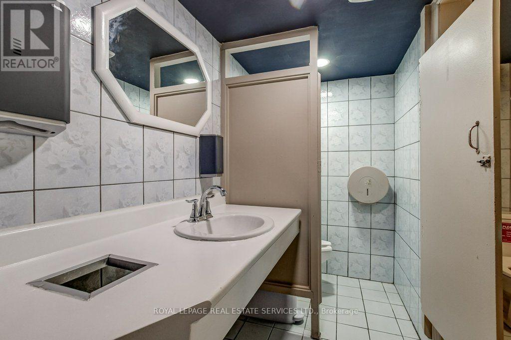 316 Kerr Street, Oakville, Ontario  L6K 3B5 - Photo 38 - W14110472