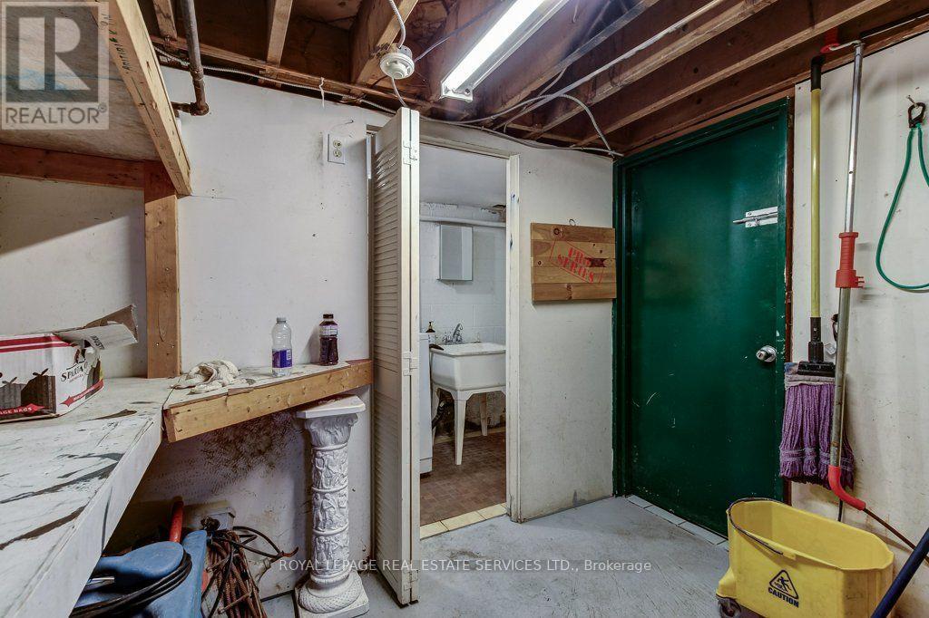 316 Kerr Street, Oakville, Ontario  L6K 3B5 - Photo 40 - W14110472
