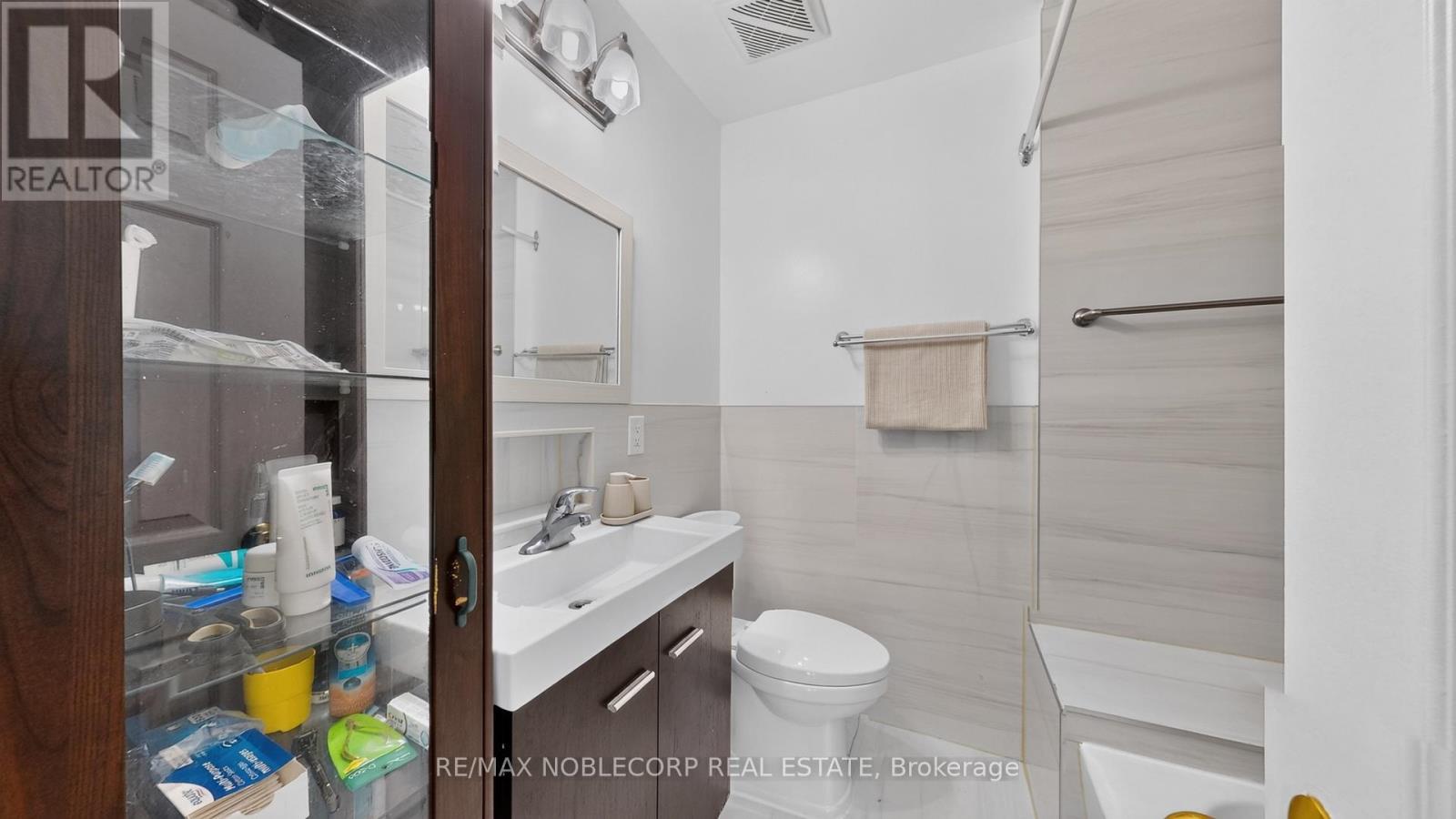 95 Snowood Court, Toronto, Ontario  M3N 1E7 - Photo 19 - W14110570