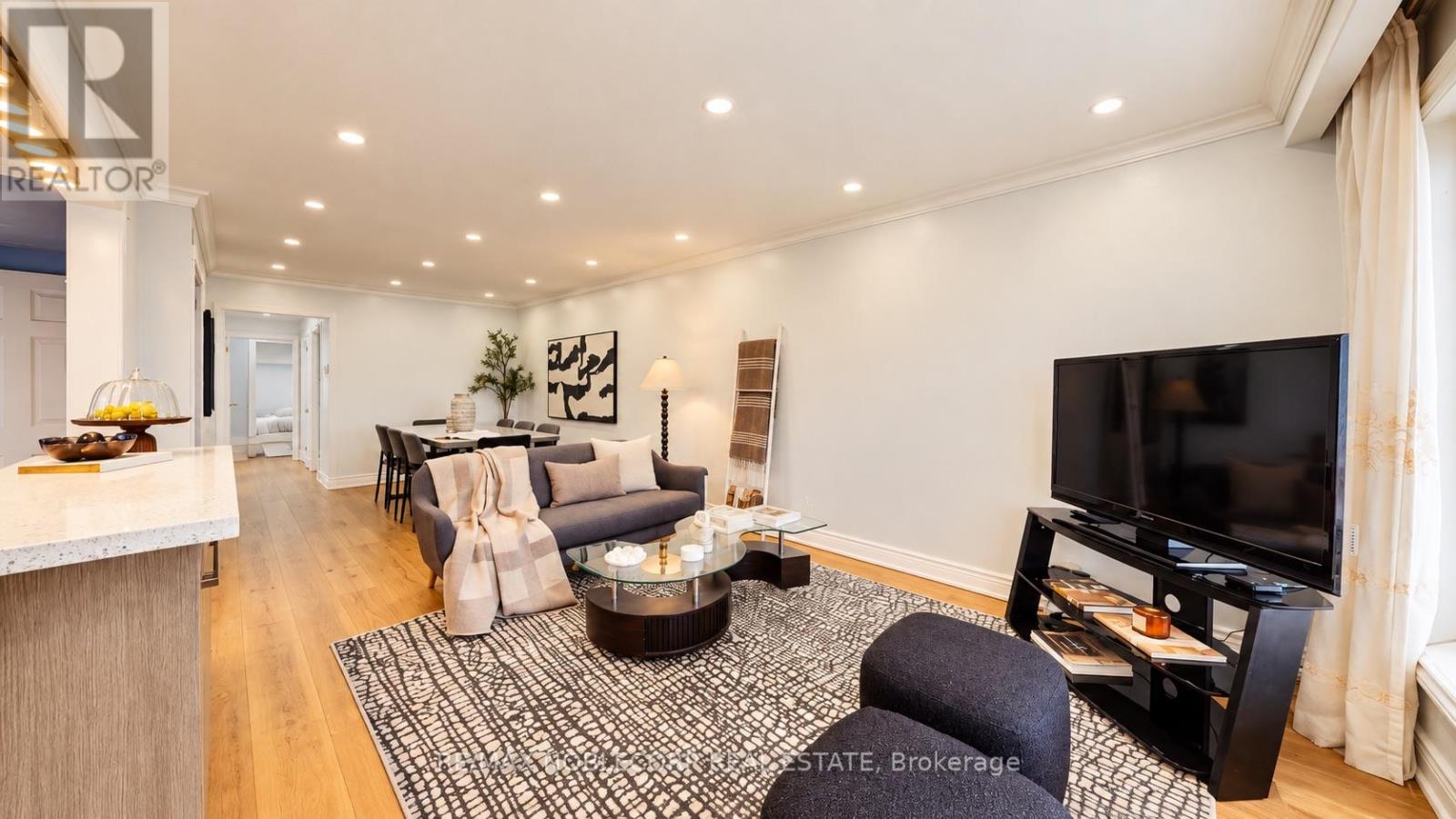 95 Snowood Court, Toronto, Ontario  M3N 1E7 - Photo 3 - W14110570