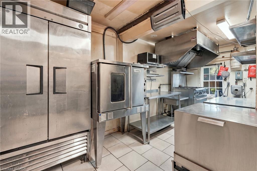 144 King Street, Dundas, Ontario  L9H 1V2 - Photo 8 - 40873587