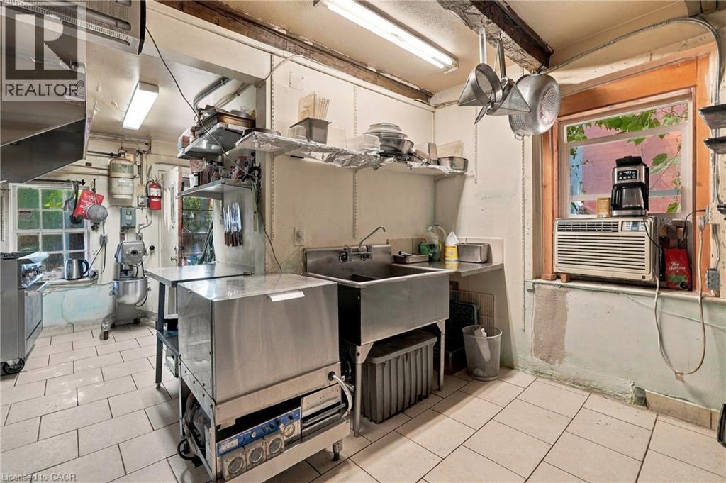 144 King Street, Dundas, Ontario  L9H 1V2 - Photo 9 - 40873587