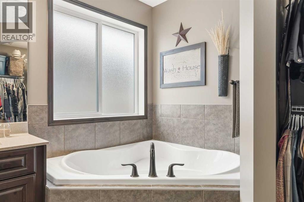 32 Cranarch Bay Se, Calgary, Alberta  T3M 0W6 - Photo 24 - A2353862