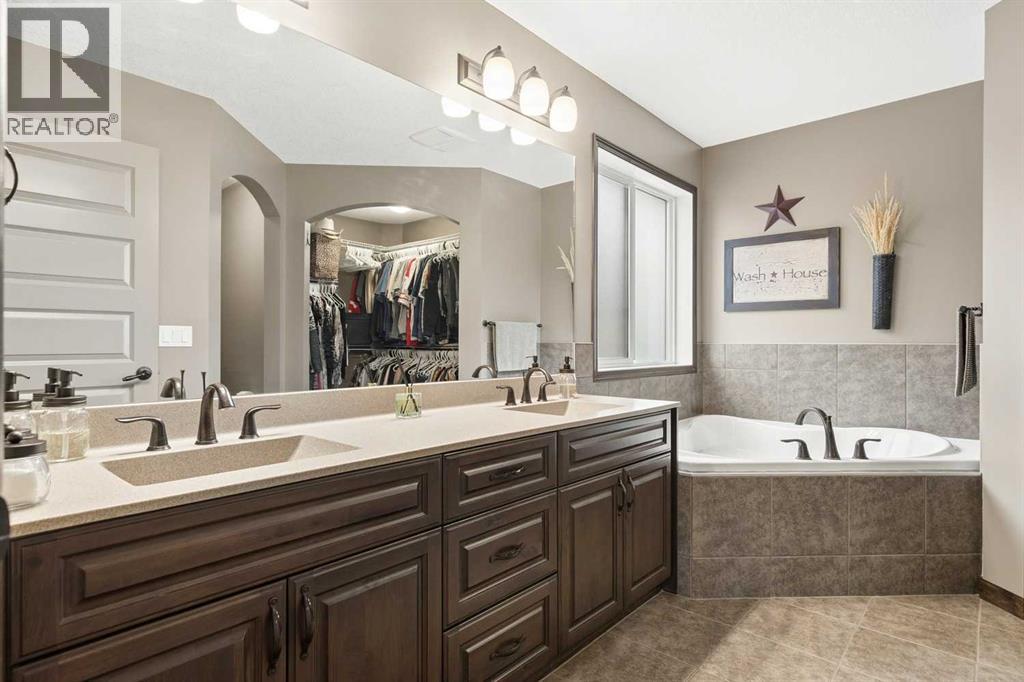 32 Cranarch Bay Se, Calgary, Alberta  T3M 0W6 - Photo 23 - A2353862