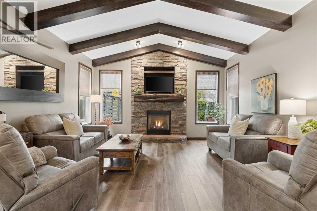 32 Cranarch Bay Se, Calgary, Alberta  T3M 0W6 - Photo 1 - A2353862