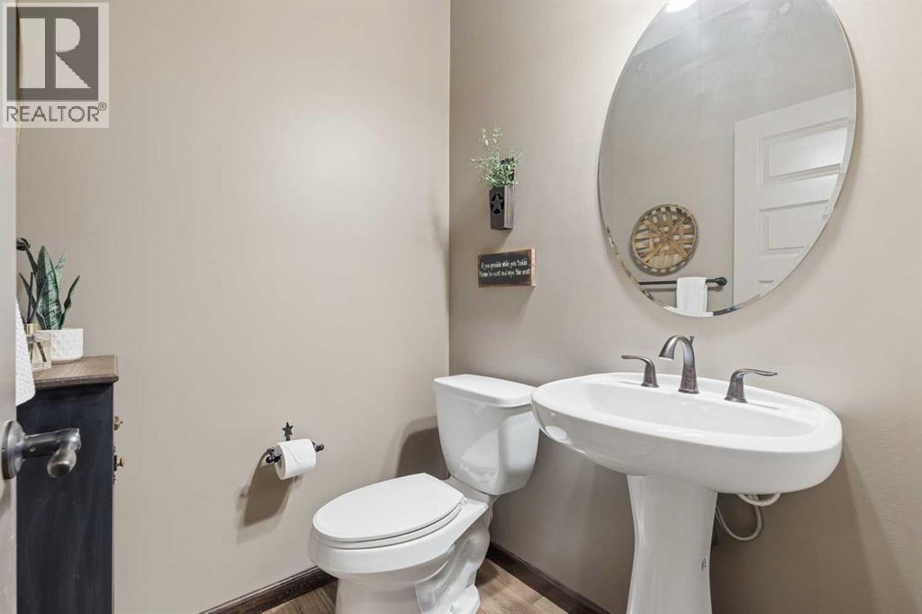 32 Cranarch Bay Se, Calgary, Alberta  T3M 0W6 - Photo 16 - A2353862