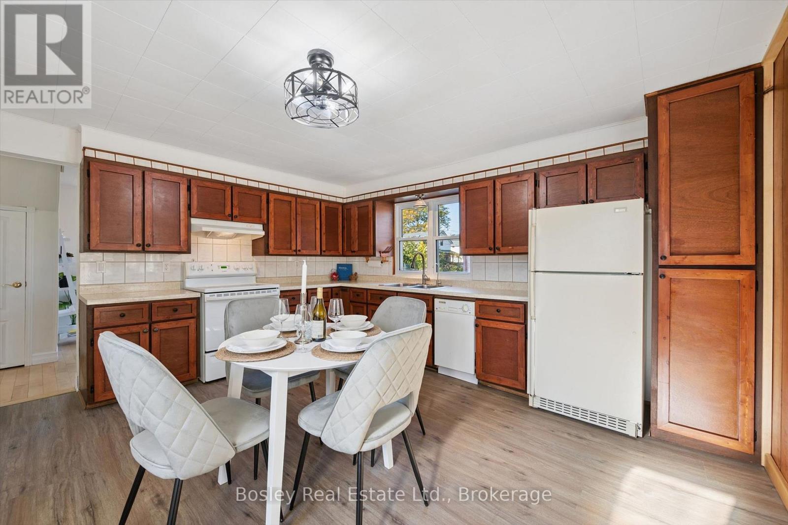 31 Jane St Street, Guelph, Ontario  N1E 4T2 - Photo 8 - X14109794