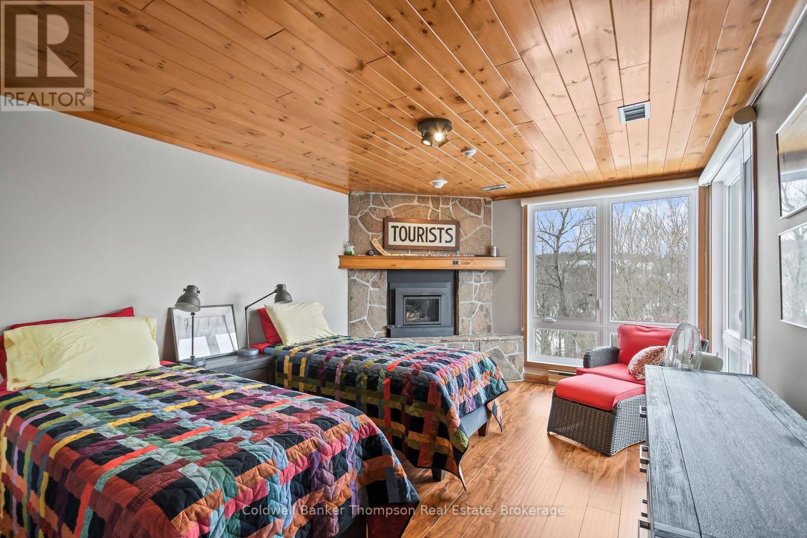 22-301 Oakridge Deerhurst Drive, Huntsville, Ontario P1H 2E8 - Photo 16 - X12806680