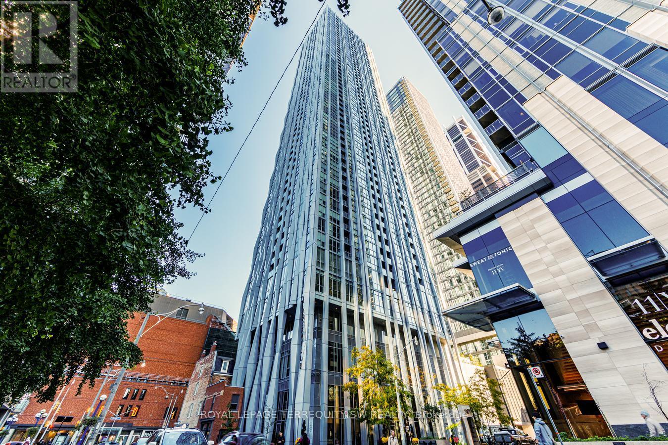 809 - 1 Yorkville Avenue, Toronto, Ontario  M4W 0B1 - Photo 1 - C14106710