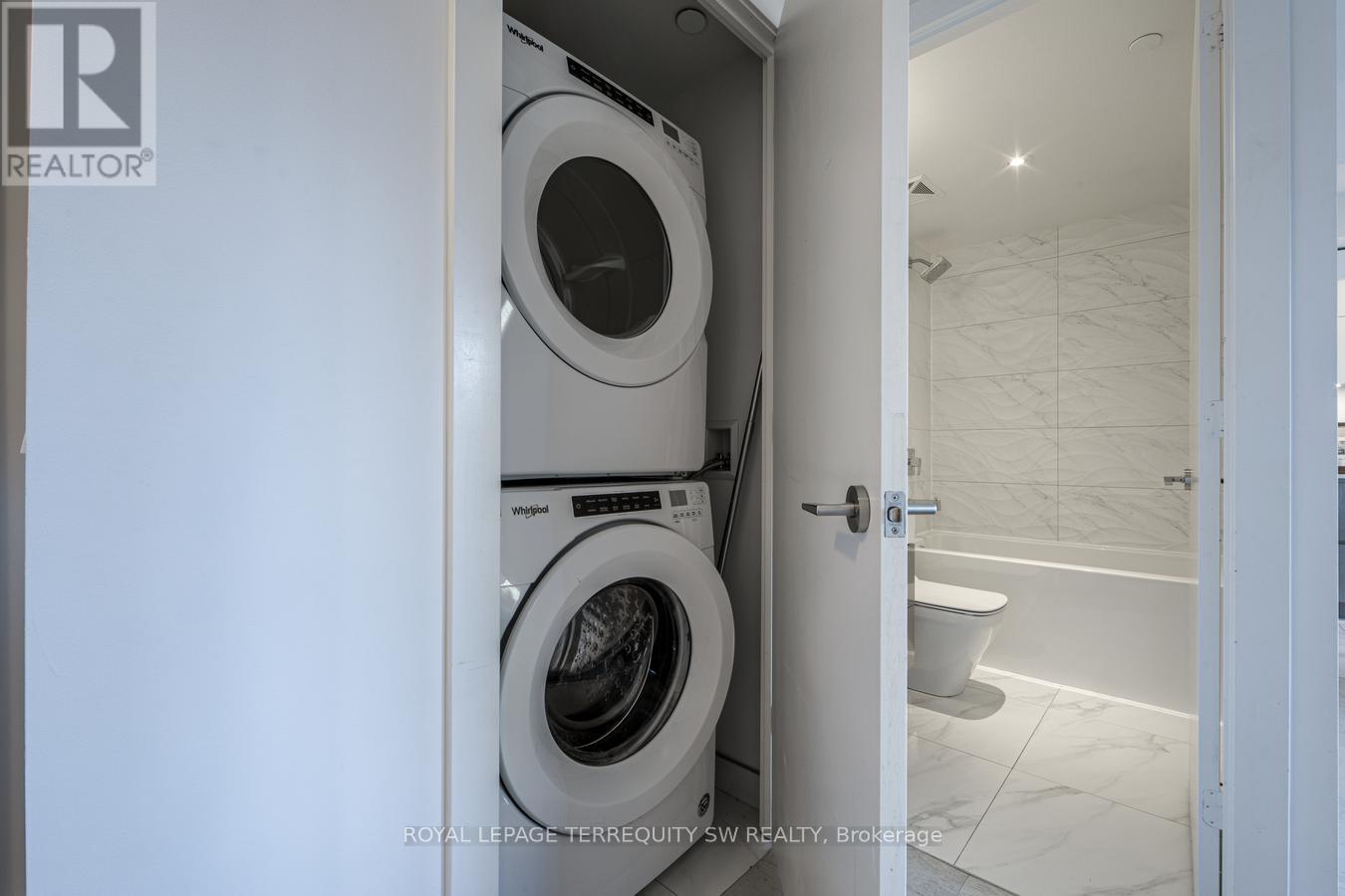 809 - 1 Yorkville Avenue, Toronto, Ontario  M4W 0B1 - Photo 26 - C14106710