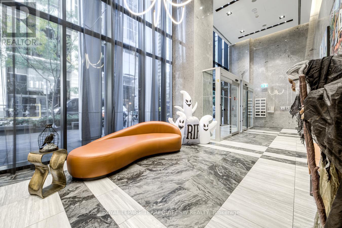 809 - 1 Yorkville Avenue, Toronto, Ontario  M4W 0B1 - Photo 3 - C14106710