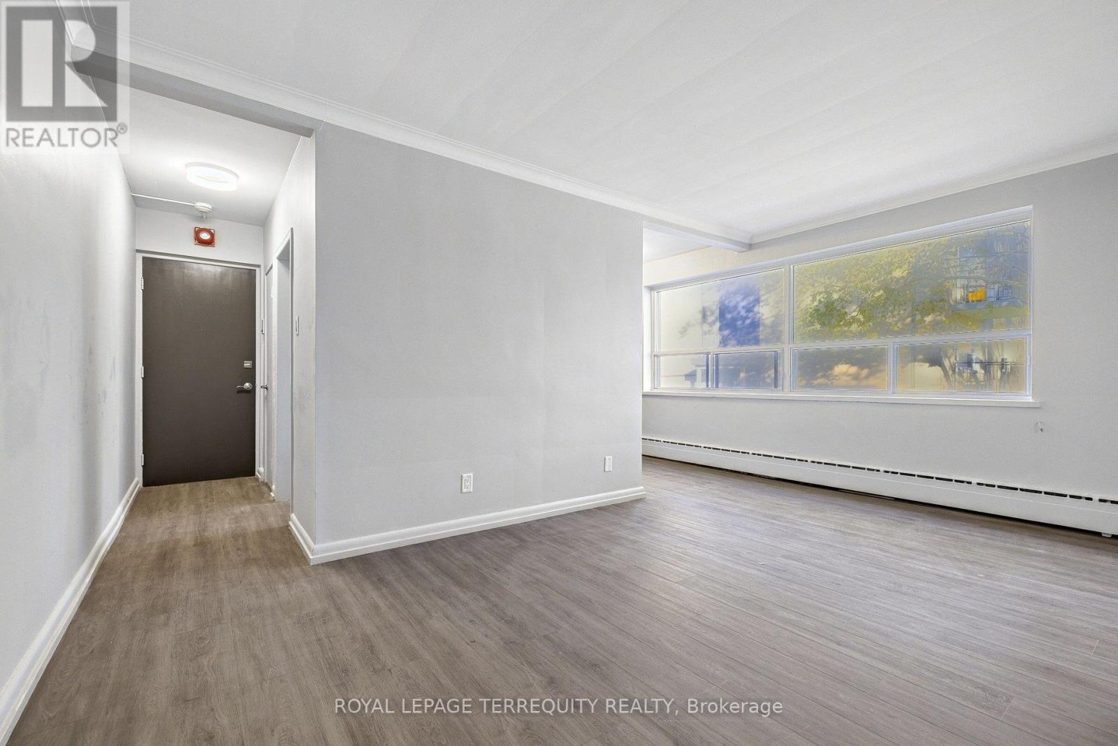 103 - 2550 Keele Street, Toronto, Ontario  M6L 2N8 - Photo 4 - W14093658