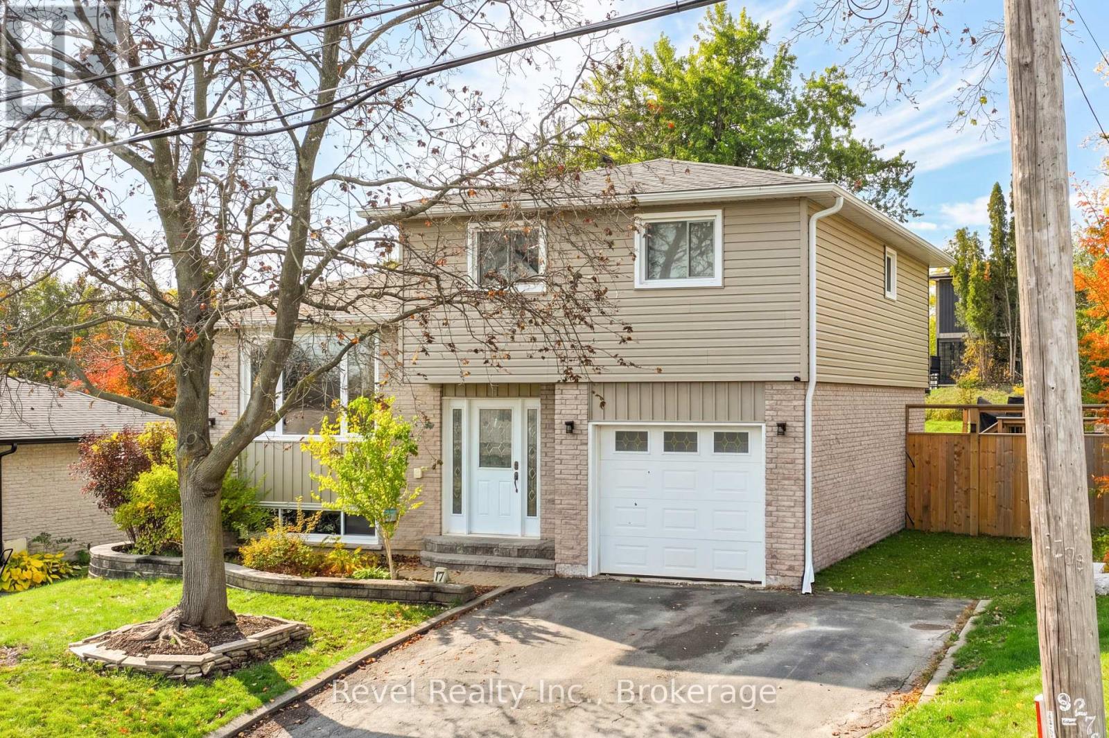 17 Mohawk Drive, Kawartha Lakes, Ontario  K9V 0J6 - Photo 2 - X14110672