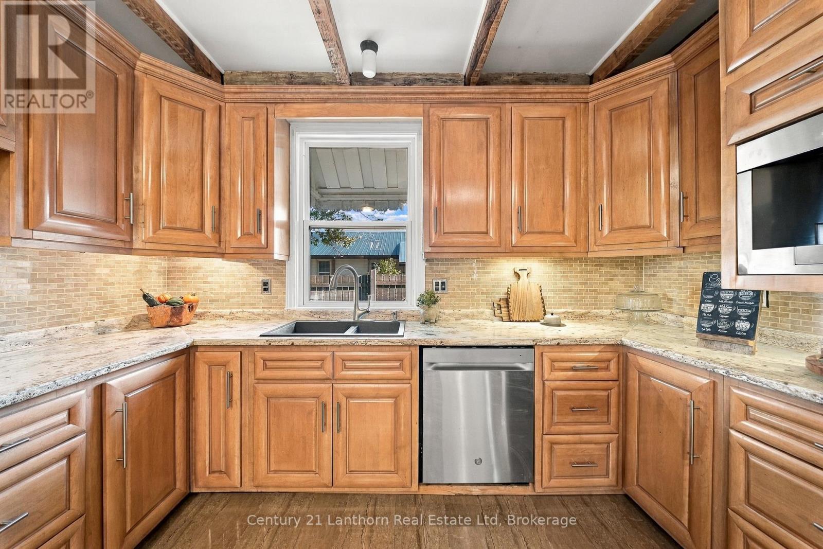 382 Front Street, Quinte West, Ontario  K8V 4P8 - Photo 17 - X14110716