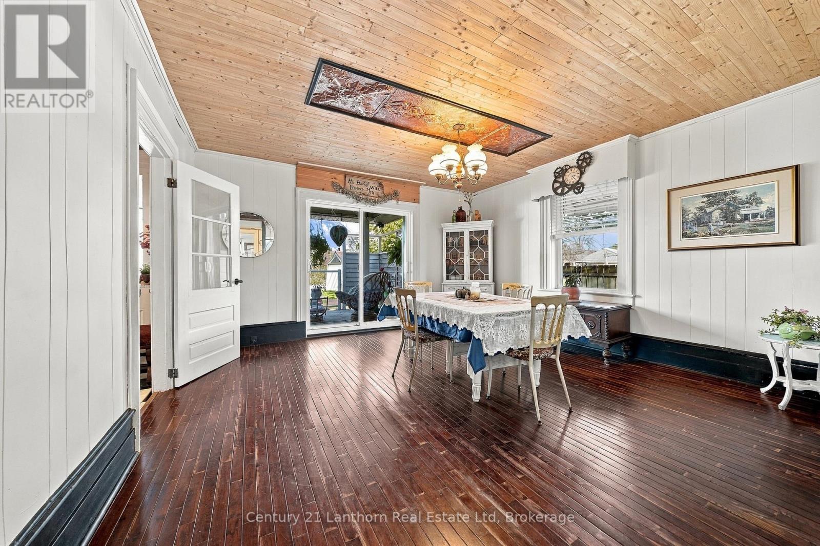 382 Front Street, Quinte West, Ontario  K8V 4P8 - Photo 4 - X14110716