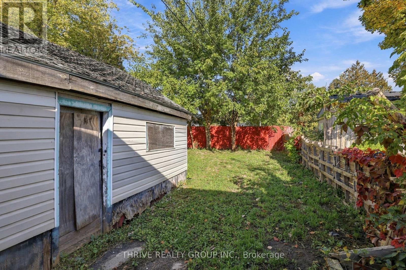 342 Thompson Road, London South, Ontario  N5Z 2Z5 - Photo 7 - X14110850