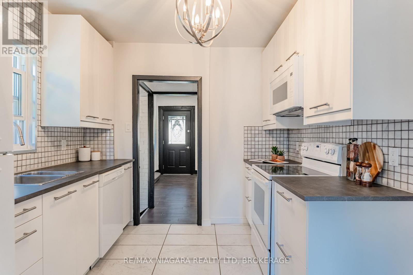 79 Main Street, St. Catharines, Ontario  L2N 4V1 - Photo 5 - X14110684