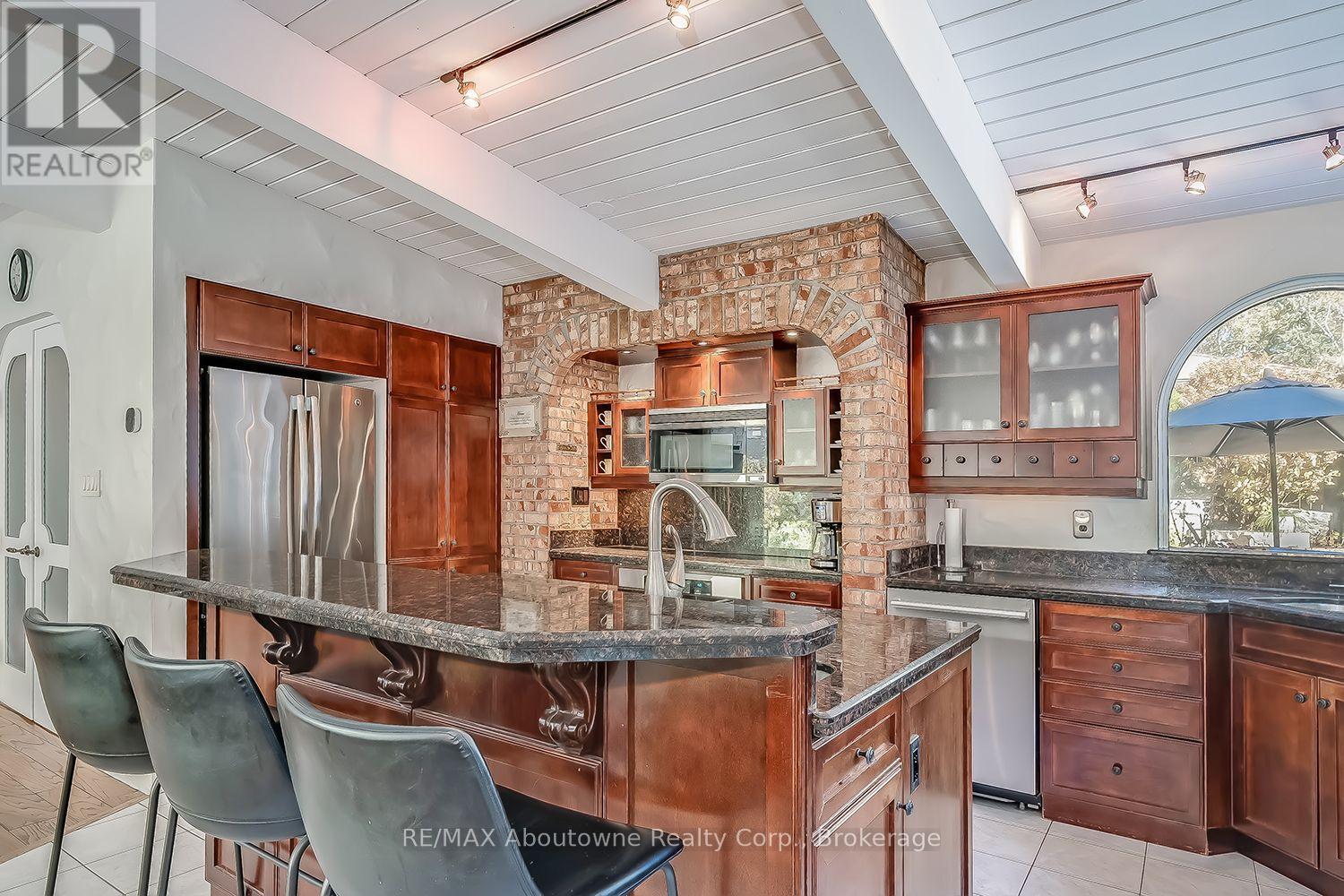 308 Cardinal Avenue, Burlington, Ontario  L7T 2N9 - Photo 16 - W14110864
