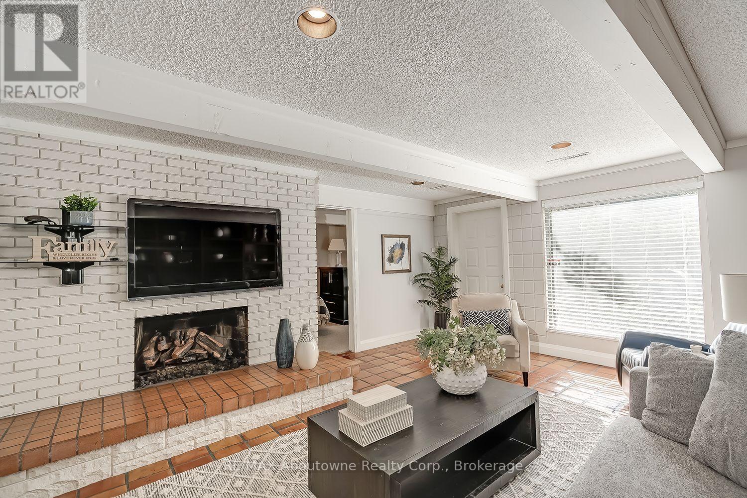 308 Cardinal Avenue, Burlington, Ontario  L7T 2N9 - Photo 27 - W14110864