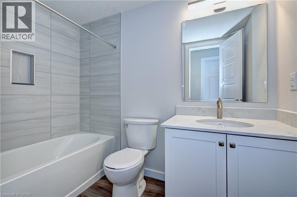 118 Gravel Ridge Trail Unit# E13, Kitchener, Ontario  N2E 0B8 - Photo 14 - 40873446
