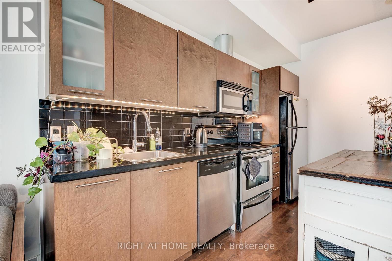 1709 - 33 Mill Street, Toronto (Waterfront Communities), Ontario  M5A 3R3 - Photo 17 - C14110658