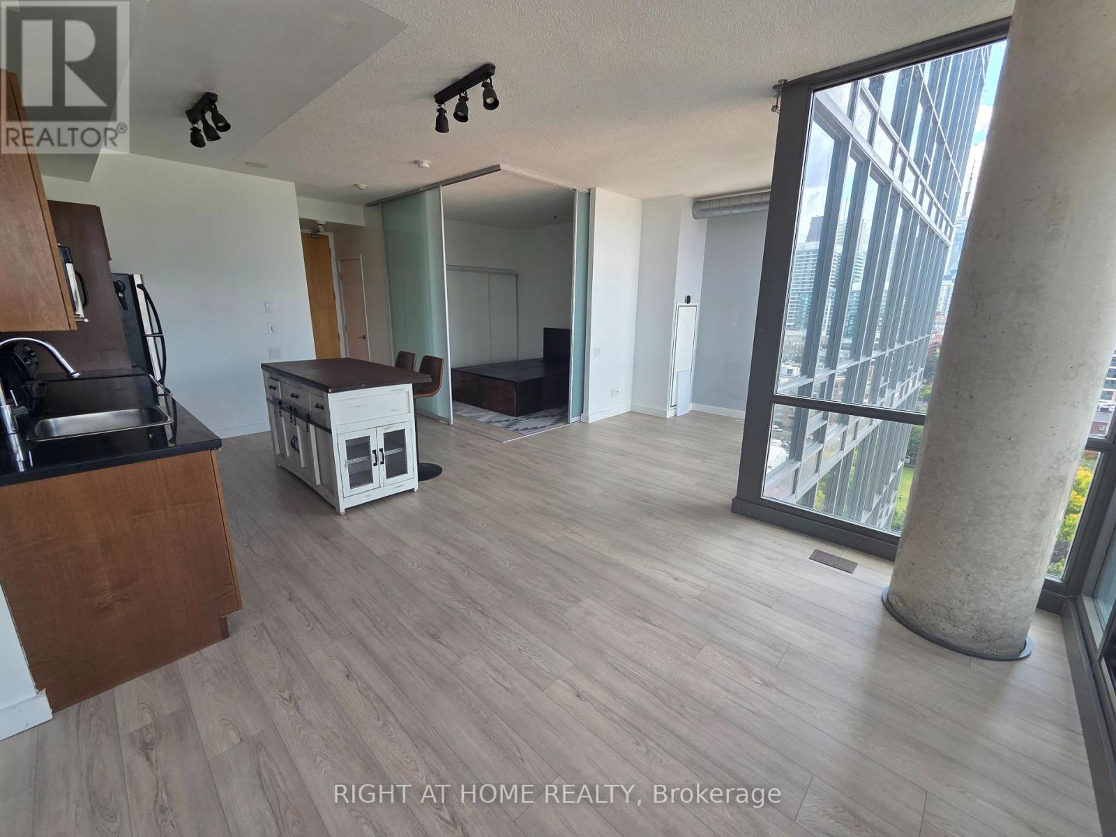 1709 - 33 Mill Street, Toronto (Waterfront Communities), Ontario  M5A 3R3 - Photo 9 - C14110658