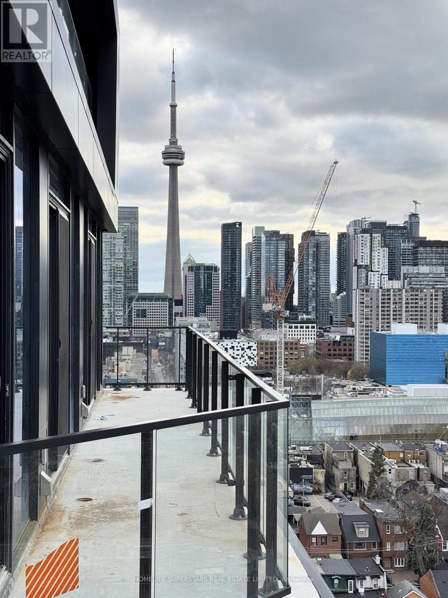 1713 - 195 MCCAUL STREET, Toronto, Ontario