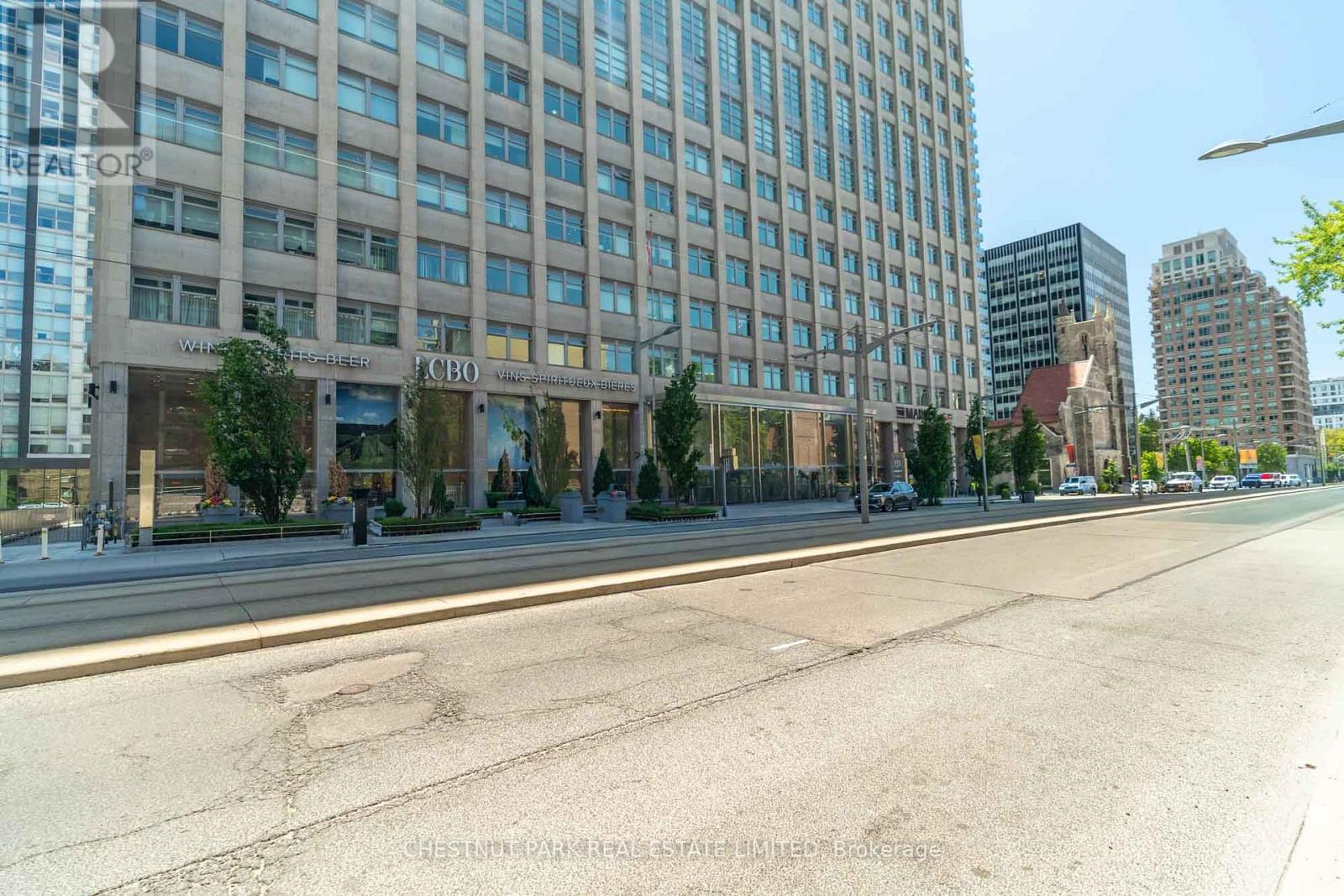 320 - 111 St Clair Avenue W, Toronto, Ontario  M4V 1N5 - Photo 41 - C14110880